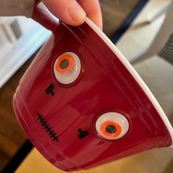 Plastic Google-Eyed Snack Bowls - Set of 4 (new) - Picture 10 of 13